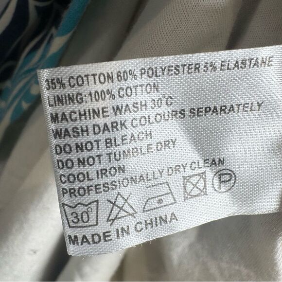 ModCloth Ruby Belle shades of blue ocean waves empire waist dress size 6 - Picture 5 of 6